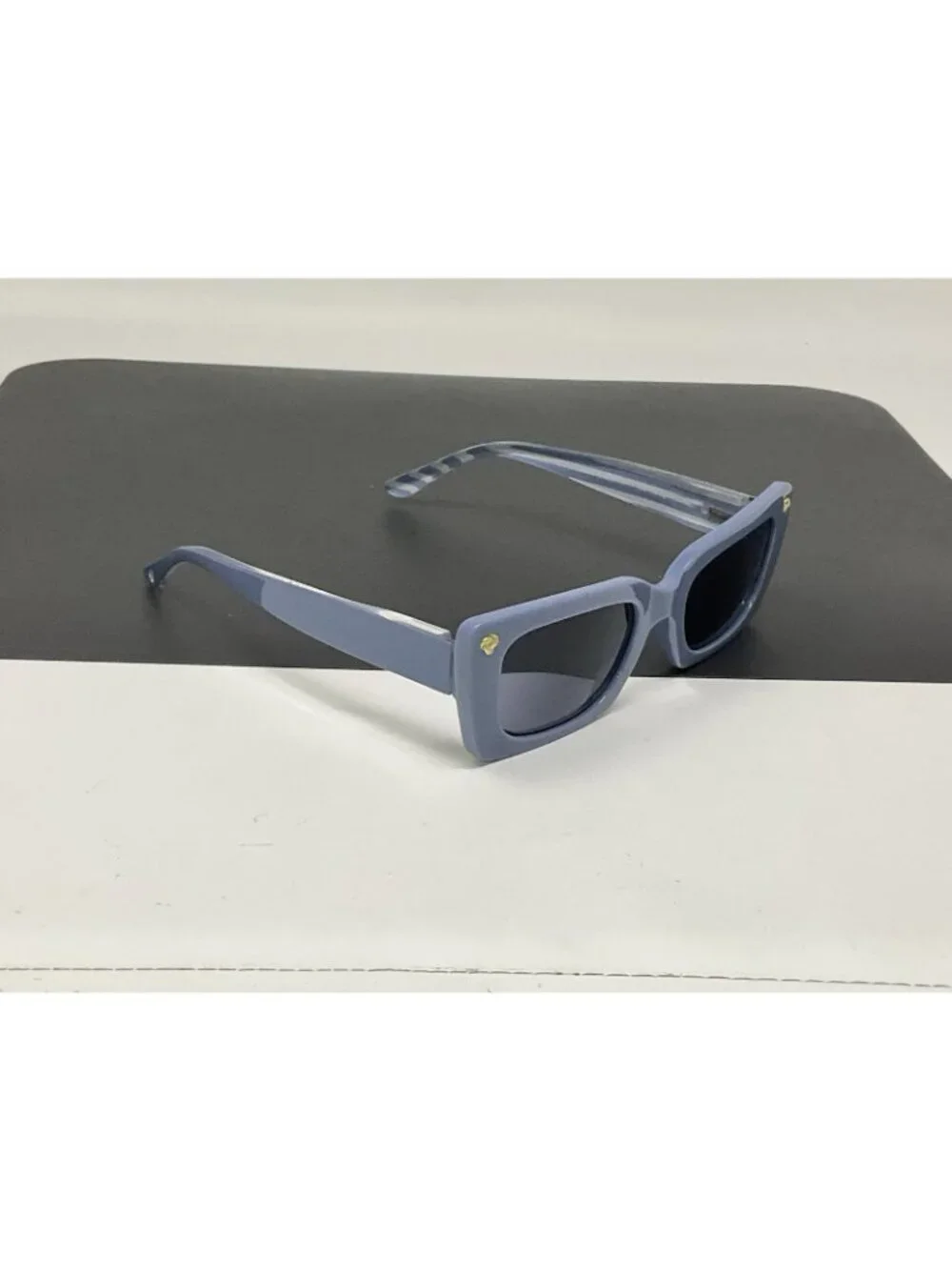 Peepers Skipper Reading Glasses Sunglasses Blue UV400 Lenses + 1.50